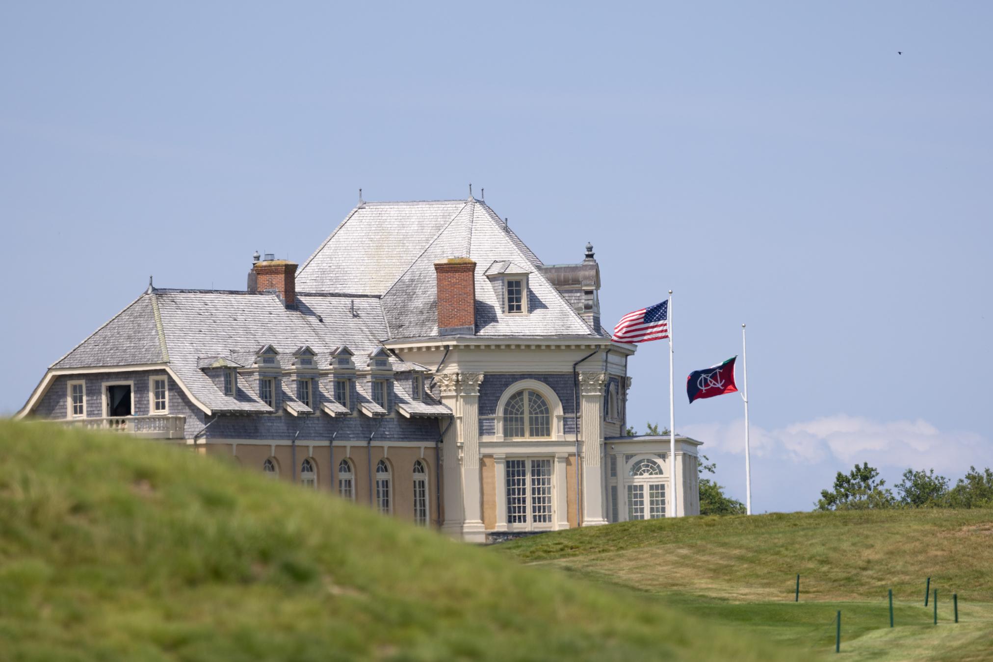 IAP_golf_247